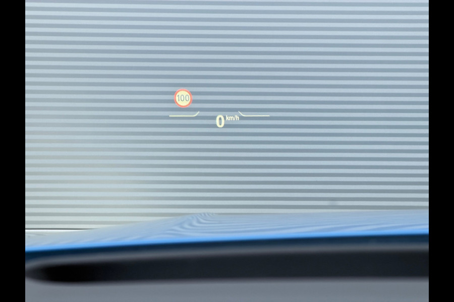 BMW 1-serie 118i Executive Edition Pano/Camera/HuD