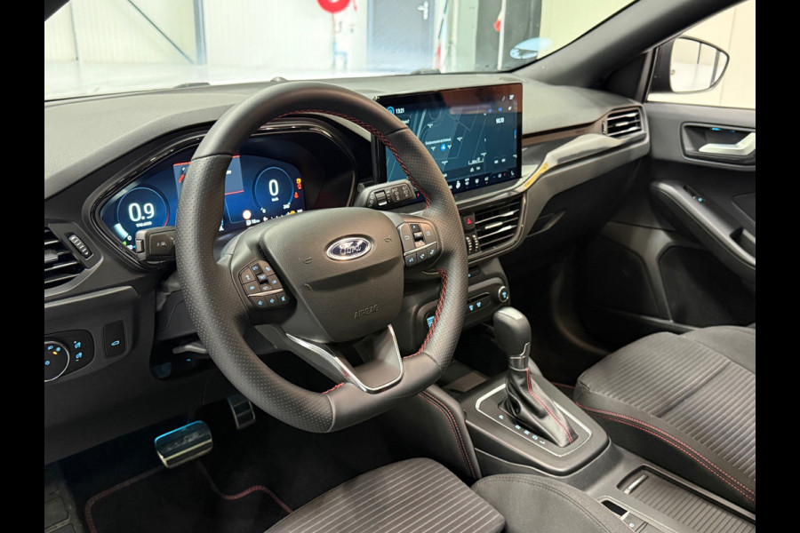 Ford Focus 155PK 1.0 EcoBoost Hybrid ST Line X |Pano |Trekhaak |Carbon |Facelift |Navi |Winterpakket| ACC