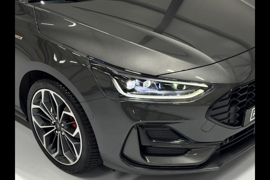 Ford Focus 155PK 1.0 EcoBoost Hybrid ST Line X |Pano |Trekhaak |Carbon |Facelift |Navi |Winterpakket| ACC