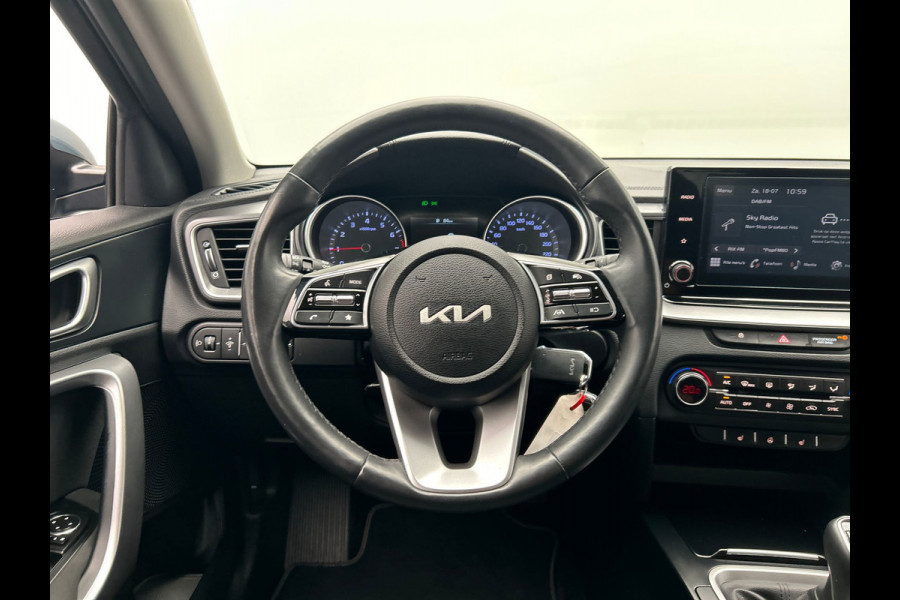 Kia Ceed Sportswagon 1.0 T-GDi DynamicLine | 1e Eigenaar | Carplay | Navigatie | Camera | Stoel/Stuur verwarming | Lane-assist |