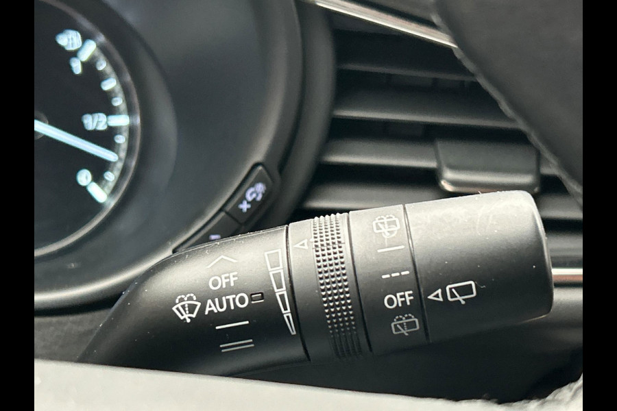 Mazda CX-30 2.0 e-SkyActiv-X M Hybrid Comfort Head up display | Adaptieve cruise | Trekhaak | Camera Stoel/Stuur verwarming