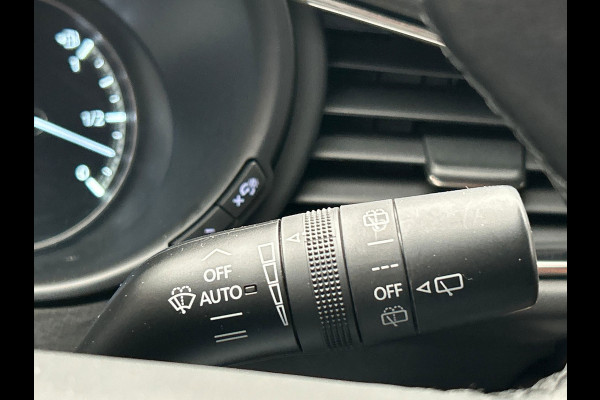 Mazda CX-30 2.0 e-SkyActiv-X M Hybrid Comfort Head up display | Adaptieve cruise | Trekhaak | Camera Stoel/Stuur verwarming