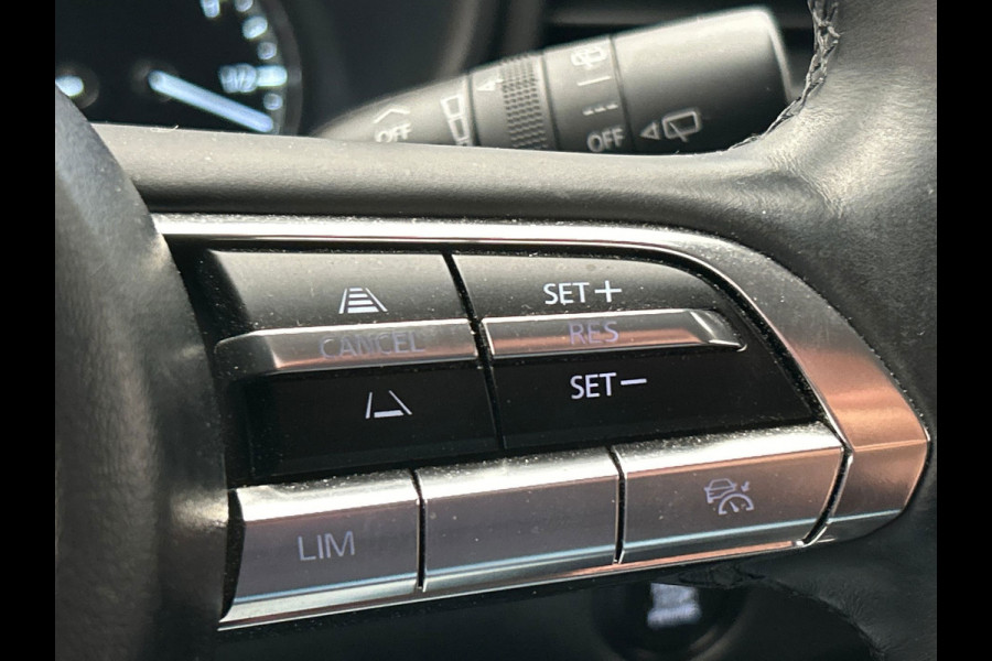 Mazda CX-30 2.0 e-SkyActiv-X M Hybrid Comfort Head up display | Adaptieve cruise | Trekhaak | Camera Stoel/Stuur verwarming