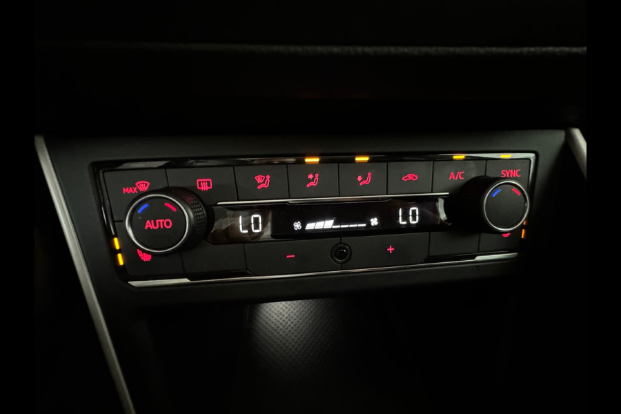 Volkswagen Polo 1.0 TSI Highline Pano|CarPlay|Blindspot