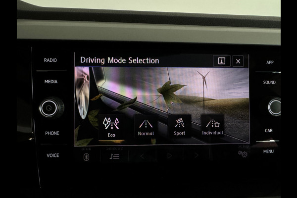 Volkswagen Polo 1.0 TSI Highline Pano|CarPlay|Blindspot
