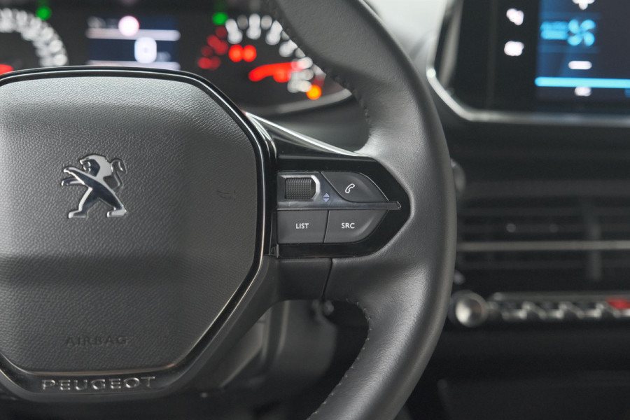 Peugeot 2008 PureTech 130 Active | Camera | Apple Carplay | Parkeersensoren | Stoelverwarming