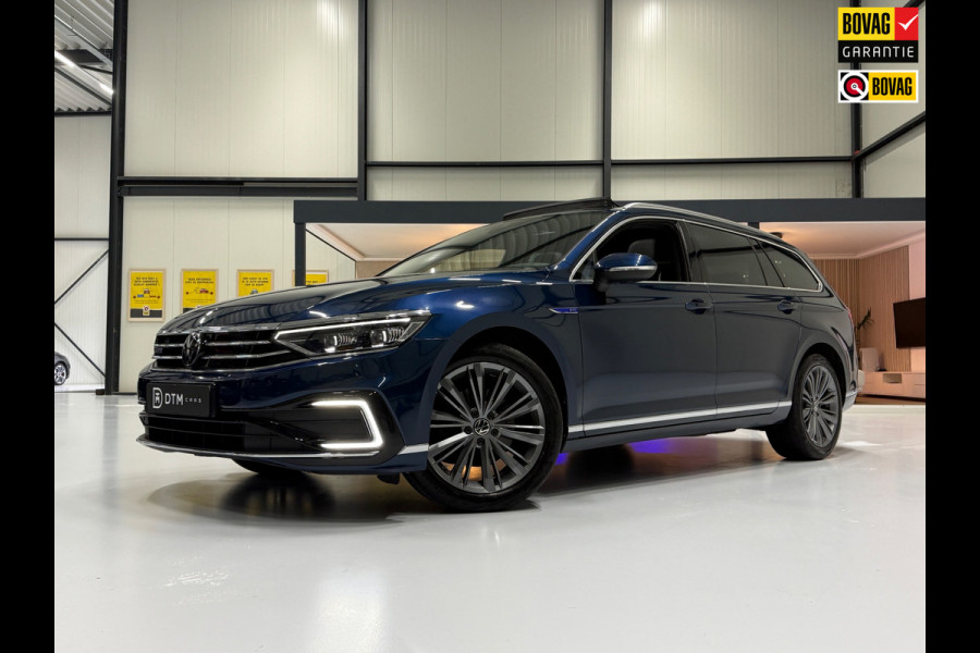 Volkswagen Passat Variant 1.4 TSI Hybride 218PK DSG|Pano|Trekhaak|IQ Lights|Adaptive cruise |Leder| Massage|Camera