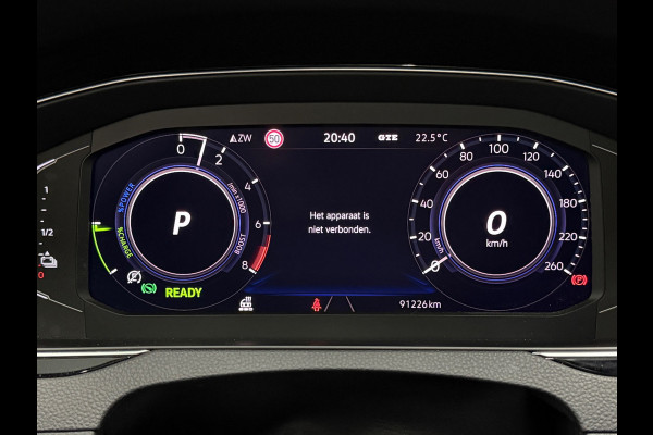 Volkswagen Passat Variant 1.4 TSI Hybride 218PK DSG|Pano|Trekhaak|IQ Lights|Adaptive cruise |Leder| Massage|Camera