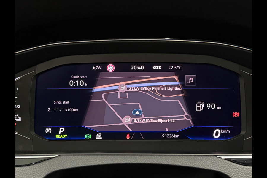 Volkswagen Passat Variant 1.4 TSI Hybride 218PK DSG|Pano|Trekhaak|IQ Lights|Adaptive cruise |Leder| Massage|Camera