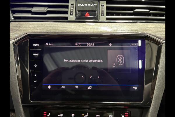 Volkswagen Passat Variant 1.4 TSI Hybride 218PK DSG|Pano|Trekhaak|IQ Lights|Adaptive cruise |Leder| Massage|Camera