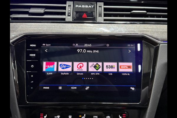 Volkswagen Passat Variant 1.4 TSI Hybride 218PK DSG|Pano|Trekhaak|IQ Lights|Adaptive cruise |Leder| Massage|Camera