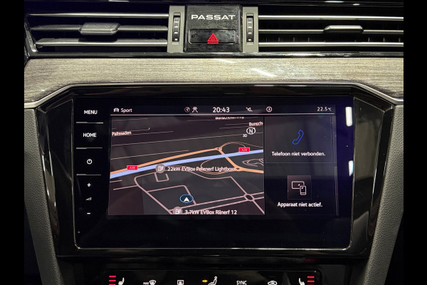 Volkswagen Passat Variant 1.4 TSI Hybride 218PK DSG|Pano|Trekhaak|IQ Lights|Adaptive cruise |Leder| Massage|Camera