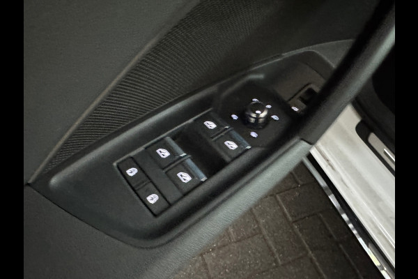 Audi A3 Sportback 45 TFSI e S Line Competition Pano|B&O|Keyless