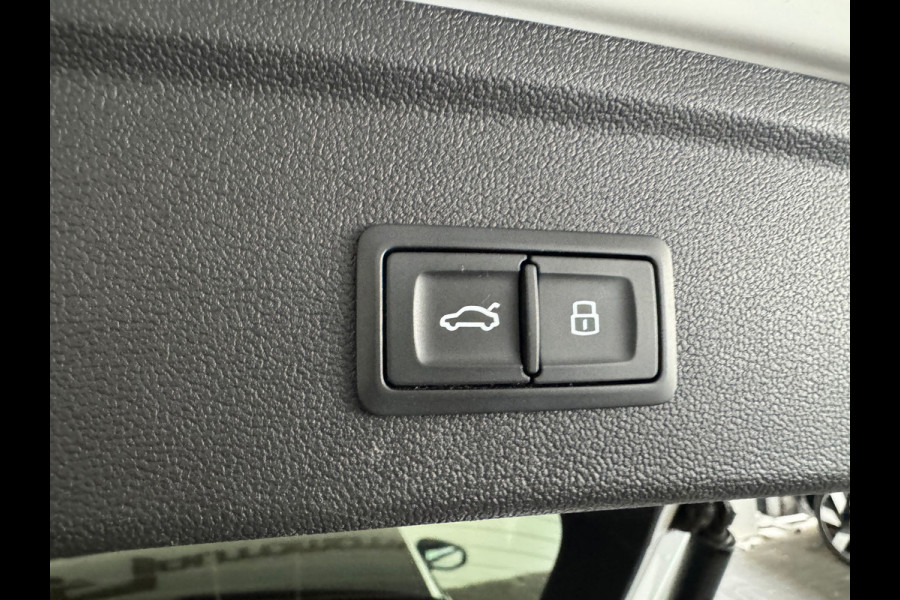 Audi A3 Sportback 45 TFSI e S Line Competition Pano|B&O|Keyless