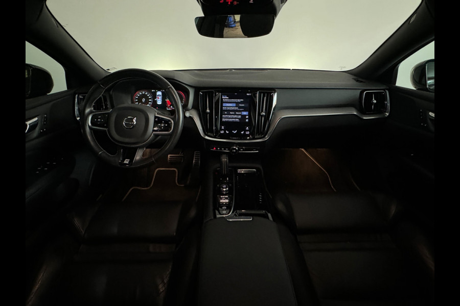 Volvo S60 2.0 T6 AWD Twin Engine R-Design Pano|Memory|Camera