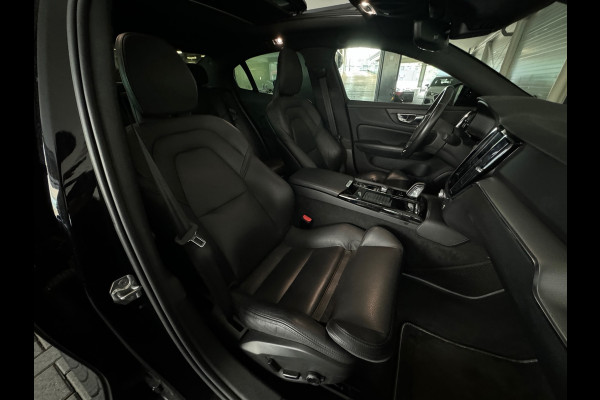 Volvo S60 2.0 T6 AWD Twin Engine R-Design Pano|Memory|Camera