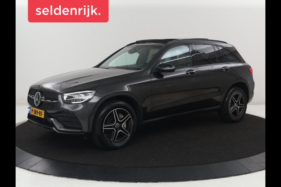 Mercedes-Benz GLC 300e 4MATIC Business Solution AMG | SOH 86,6% | Panorama dak | 360 Camera | Trekhaak | Adaptive cruise | Navigatie | DAB+ | Carplay | Bluetooth | Sfeerverlichting | Verkeersteken assistent | Climate control