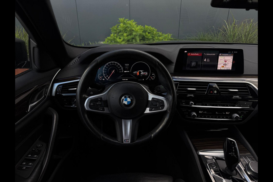 BMW 5 Serie 530e iPerformance High Executive NAVI|LEDER|LED|CAMERA|SPORTVELGEN