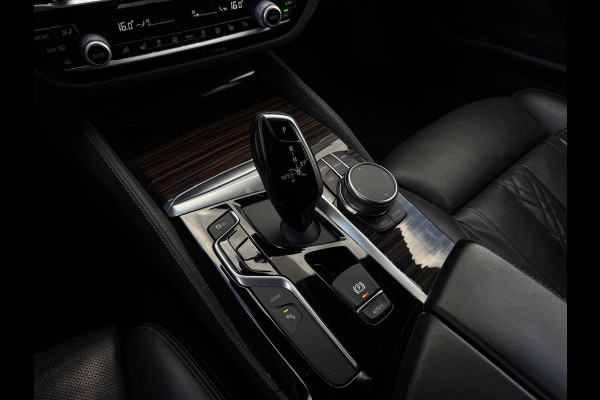 BMW 5 Serie 530e iPerformance High Executive NAVI|LEDER|LED|CAMERA|SPORTVELGEN