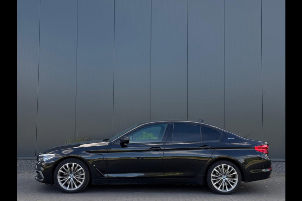 BMW 5 Serie 530e iPerformance High Executive NAVI|LEDER|LED|CAMERA|SPORTVELGEN
