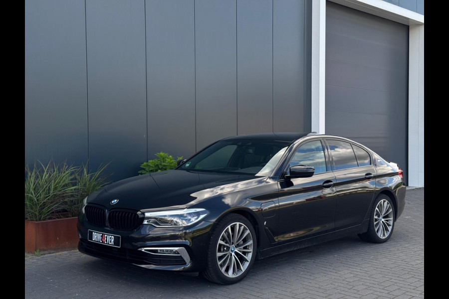 BMW 5 Serie 530e iPerformance High Executive NAVI|LEDER|LED|CAMERA|SPORTVELGEN