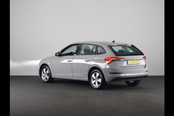 Škoda SCALA 1.0 TSI Ambition 110 pk | Navigatie via App | Parkeersensoren achter | Cruise control | LED koplampen | Apple Carplay/Android Auto |