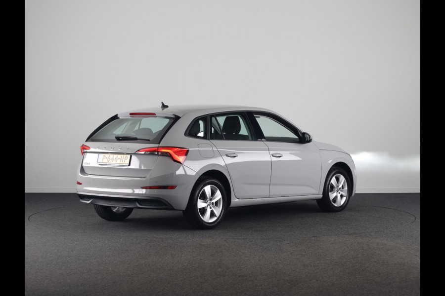 Škoda SCALA 1.0 TSI Ambition 110 pk | Navigatie via App | Parkeersensoren achter | Cruise control | LED koplampen | Apple Carplay/Android Auto |