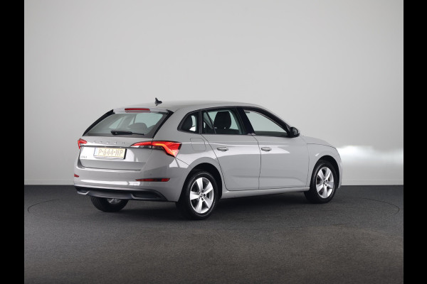 Škoda SCALA 1.0 TSI Ambition 110 pk | Navigatie via App | Parkeersensoren achter | Cruise control | LED koplampen | Apple Carplay/Android Auto |