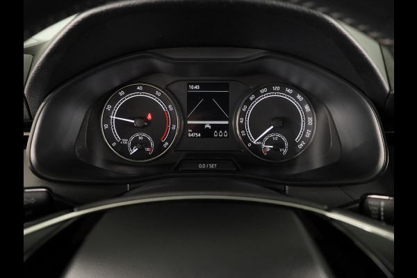 Škoda SCALA 1.0 TSI Ambition 110 pk | Navigatie via App | Parkeersensoren achter | Cruise control | LED koplampen | Apple Carplay/Android Auto |