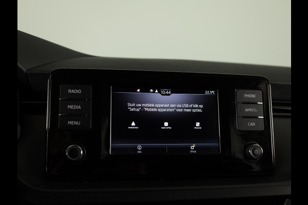 Škoda SCALA 1.0 TSI Ambition 110 pk | Navigatie via App | Parkeersensoren achter | Cruise control | LED koplampen | Apple Carplay/Android Auto |