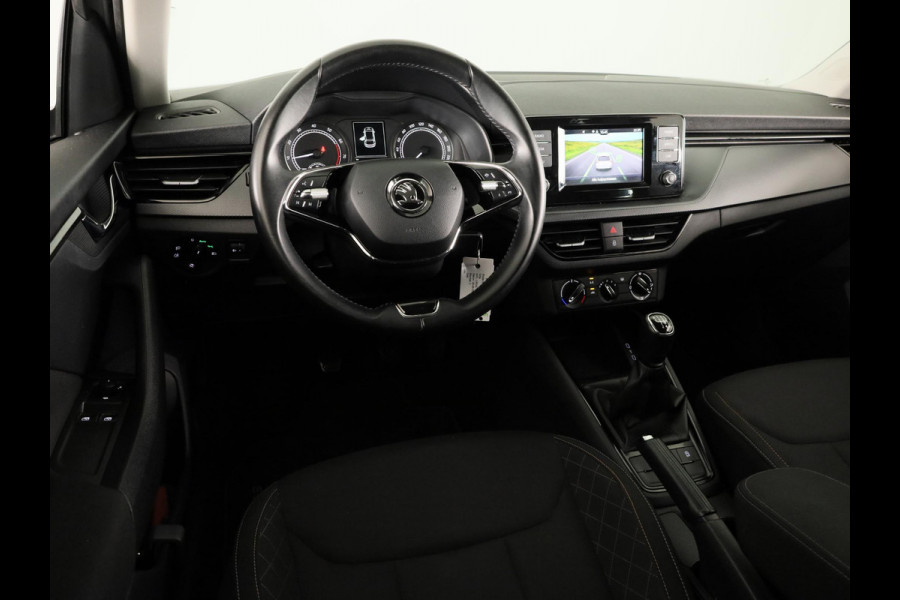 Škoda SCALA 1.0 TSI Ambition 110 pk | Navigatie via App | Parkeersensoren achter | Cruise control | LED koplampen | Apple Carplay/Android Auto |