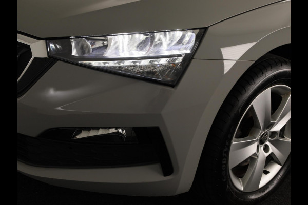 Škoda SCALA 1.0 TSI Ambition 110 pk | Navigatie via App | Parkeersensoren achter | Cruise control | LED koplampen | Apple Carplay/Android Auto |