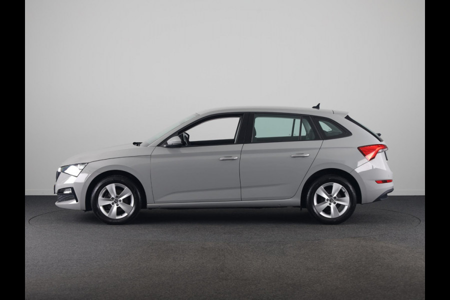 Škoda SCALA 1.0 TSI Ambition 110 pk | Navigatie via App | Parkeersensoren achter | Cruise control | LED koplampen | Apple Carplay/Android Auto |