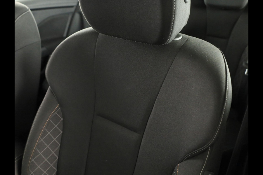 Škoda SCALA 1.0 TSI Ambition 110 pk | Navigatie via App | Parkeersensoren achter | Cruise control | LED koplampen | Apple Carplay/Android Auto |