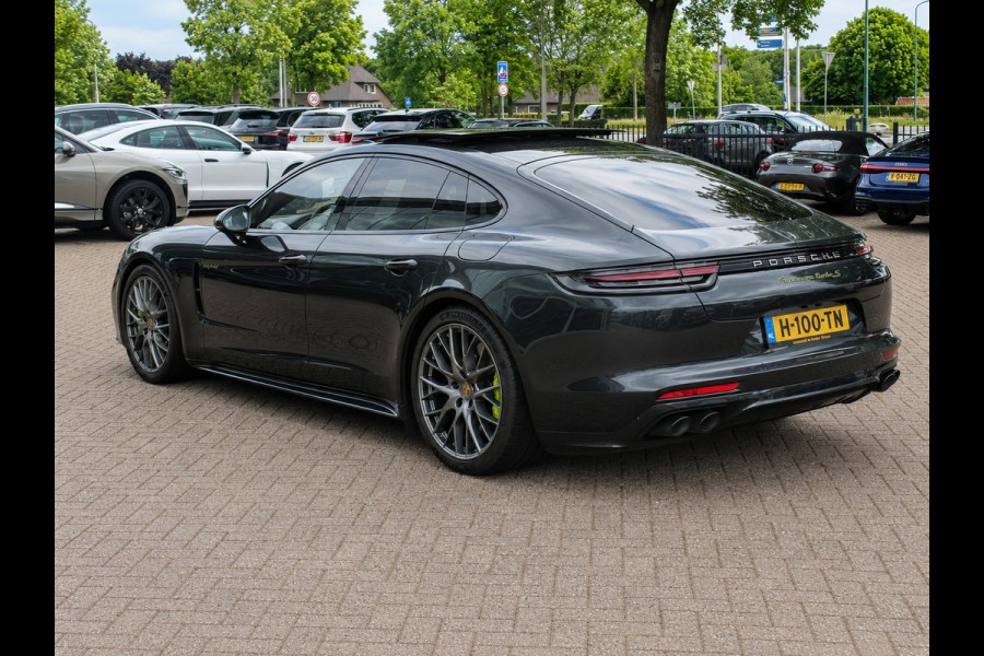 Porsche Panamera 4.0 Turbo S E-Hybrid / Panoramadak / 360Camera / Achterasbesturing / Nachtzicht / Softclose / 21'' / Sportuitlaat / Matrix LED / Carbon intr. / Bose / Sportdesign / Volleder / Dodehoek / DAB / ACC