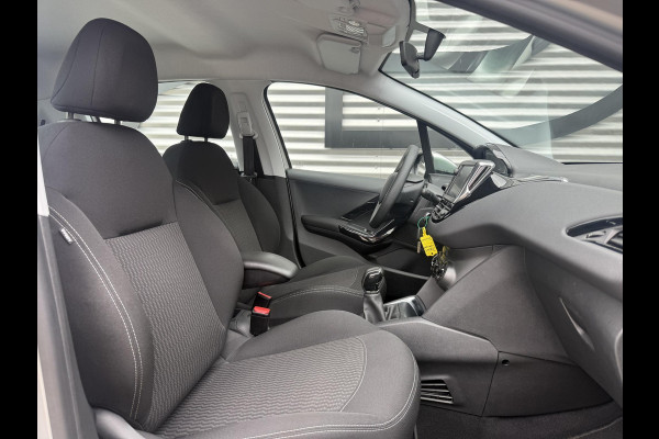 Peugeot 208 1.2 PureTech Blue Lion 2e Eigenaar|Carplay|Cruise|PDC|Navi|Airco|Elek ramen|N.A.P|D-Riem v.v. in 2024| APK tot 07-2027