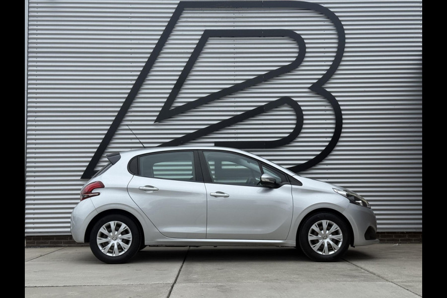 Peugeot 208 1.2 PureTech Blue Lion 2e Eigenaar|Carplay|Cruise|PDC|Navi|Airco|Elek ramen|N.A.P|D-Riem v.v. in 2024| APK tot 07-2027