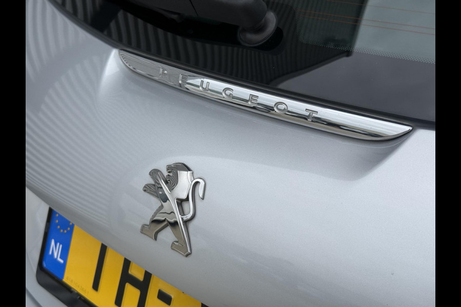 Peugeot 208 1.2 PureTech Blue Lion 2e Eigenaar|Carplay|Cruise|PDC|Navi|Airco|Elek ramen|N.A.P|D-Riem v.v. in 2024| APK tot 07-2027