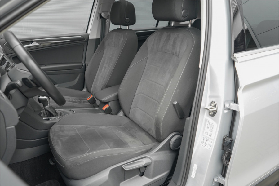 Volkswagen Tiguan 1.4 TSI eHybrid Elegance Pano ACC 360° IQ Light Stuurwielverw