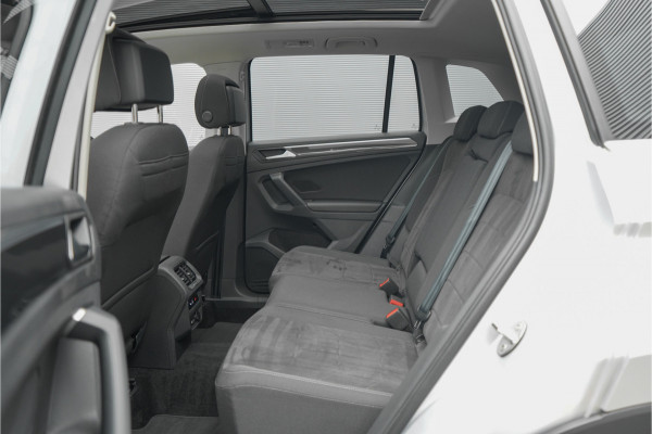Volkswagen Tiguan 1.4 TSI eHybrid Elegance Pano ACC 360° IQ Light Stuurwielverw