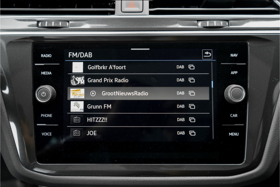 Volkswagen Tiguan 1.4 TSI eHybrid Elegance Pano ACC 360° IQ Light Stuurwielverw