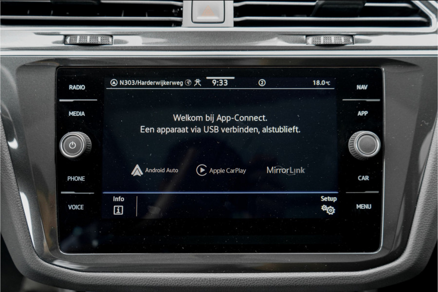 Volkswagen Tiguan 1.4 TSI eHybrid Elegance Pano ACC 360° IQ Light Stuurwielverw
