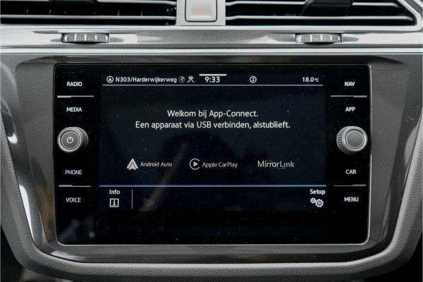 Volkswagen Tiguan 1.4 TSI eHybrid Elegance Pano ACC 360° IQ Light Stuurwielverw