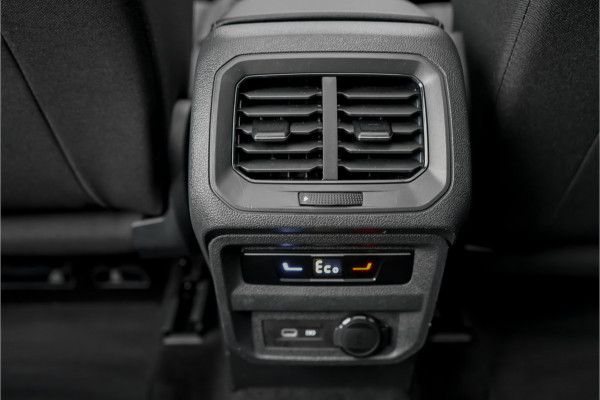 Volkswagen Tiguan 1.4 TSI eHybrid Elegance Pano ACC 360° IQ Light Stuurwielverw