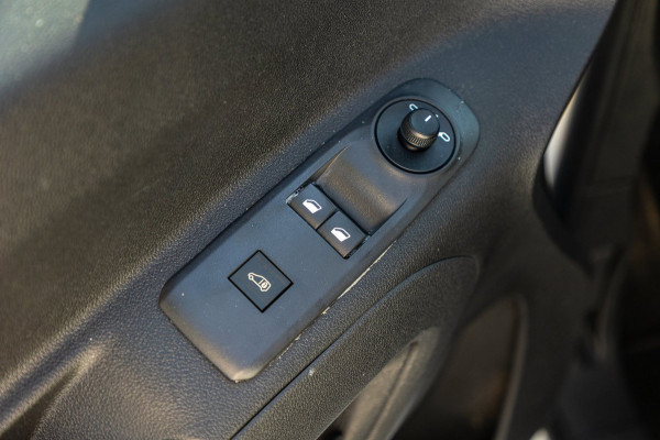 Peugeot Partner 1.6 BlueHDI Pro Trekhaak I Airco I Bluetooth I Betimmering I NAP I BTW