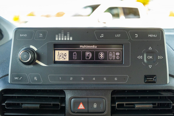 Peugeot Partner 1.6 BlueHDI Pro Trekhaak I Airco I Bluetooth I Betimmering I NAP I BTW