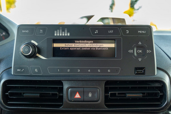 Peugeot Partner 1.6 BlueHDI Pro Trekhaak I Airco I Bluetooth I Betimmering I NAP I BTW