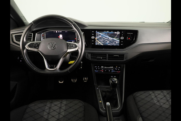 Volkswagen Polo 1.0 TSI R-Line Business 95 PK | Navigatie | Camera | Stoelverwarming | Extra getint glas