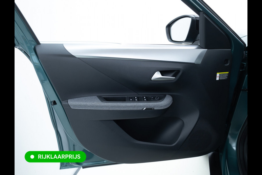 Opel Frontera 1.2 Turbo Hybrid GS 7 persoons | Stoel-, Stuur- & voorruitverwarming | Camera | Apple Carplay | Navigatie | Cruise | PDC V+A, Extra getint glas achter, derde zitrij, Nieuwe auto, tot 8 jaar garantie, 7 stuks Frontera op voorraad!