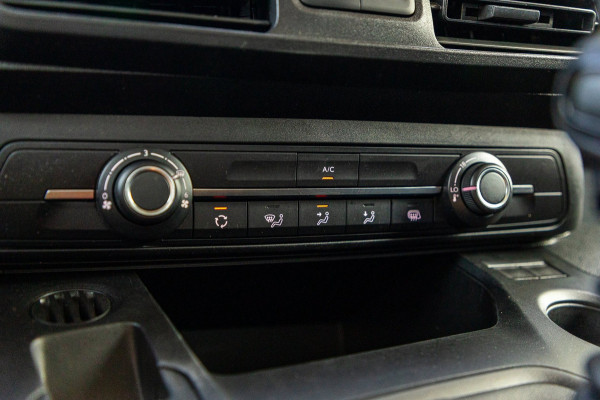 Peugeot Partner 1.2 PureTech 110 PK Premium Airco I Cruise I CarPlay I Android I Parkeersensoren I NAP